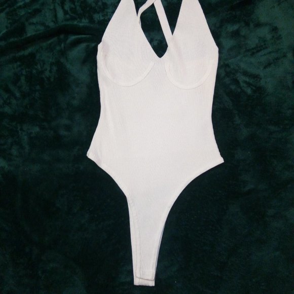 NWOT 3 Asos Tops -  Bodysuit, Camisole, & Croplette Sz 6 - Picture 8 of 16